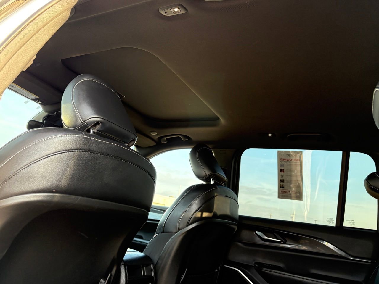 Used 2022 Jeep Grand Cherokee Altitude image 36