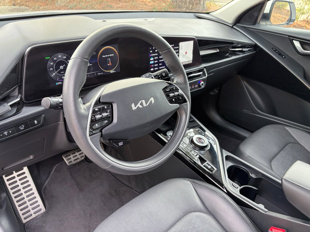 Used 2023 Kia Niro Wave w/ Wave Preserve Package image 20