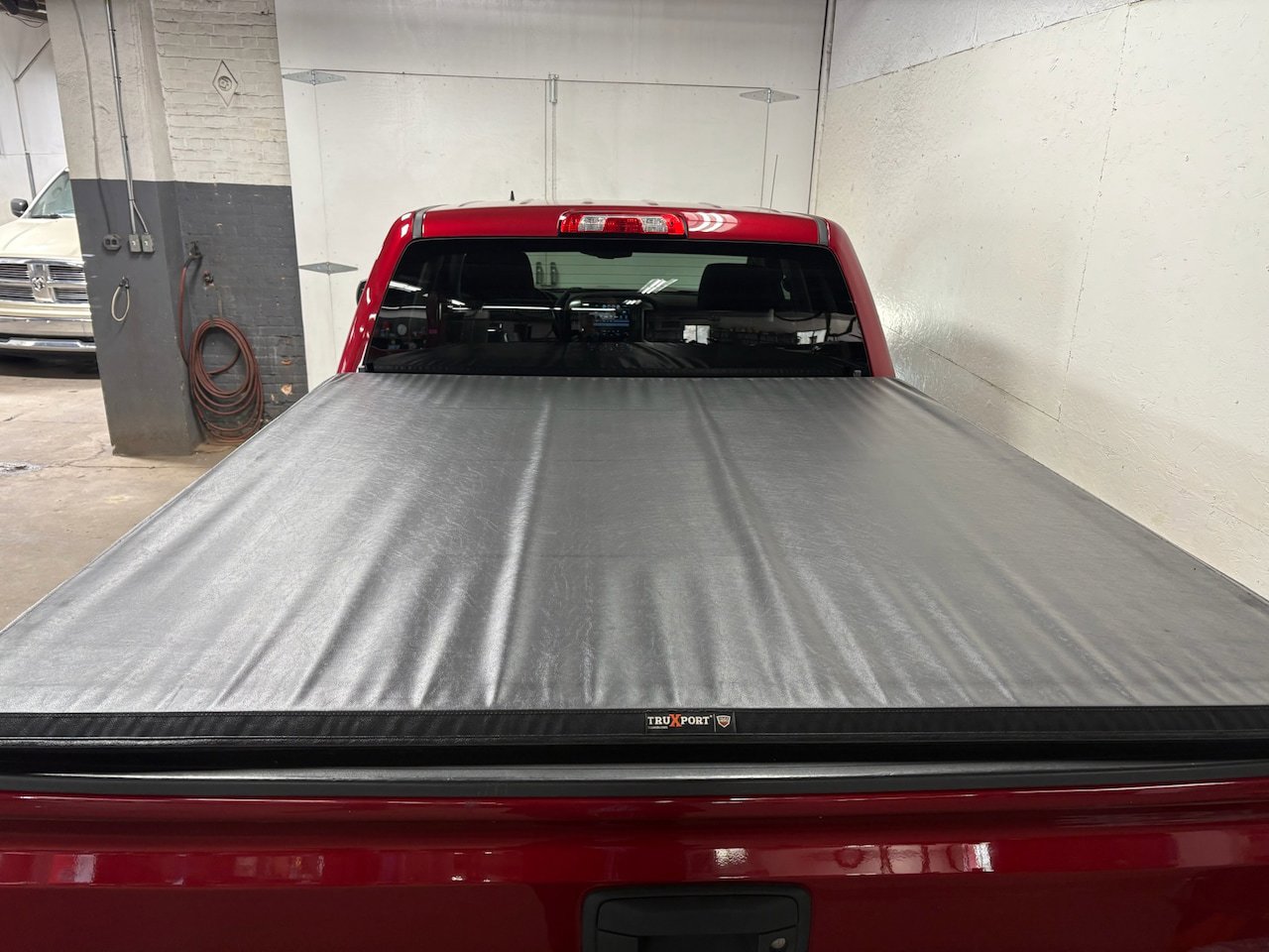 Used 2018 Chevrolet Silverado 1500 LT w/ All Star Edition AWD/4WD image 10