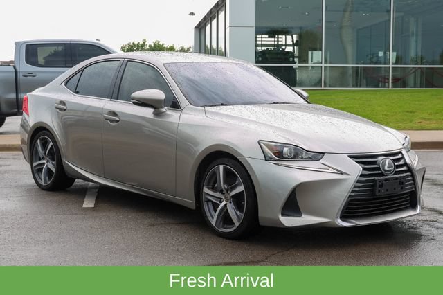 Used 2018 Lexus IS 300 AWD w/ Comfort Package image 1