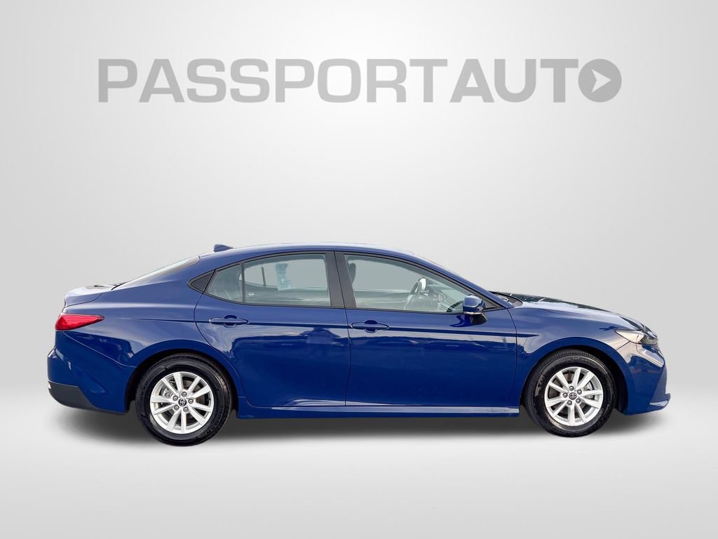 Used 2025 Toyota Camry LE FWD image 8