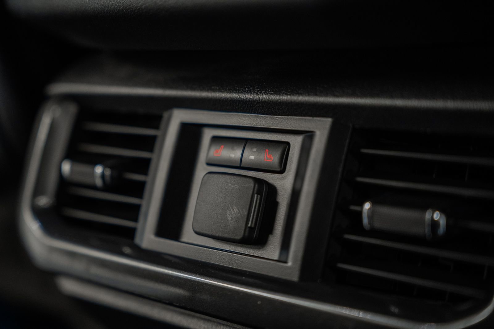 Certified 2023 Ford F150 Lariat w/ Equipment Group 502A High image 41