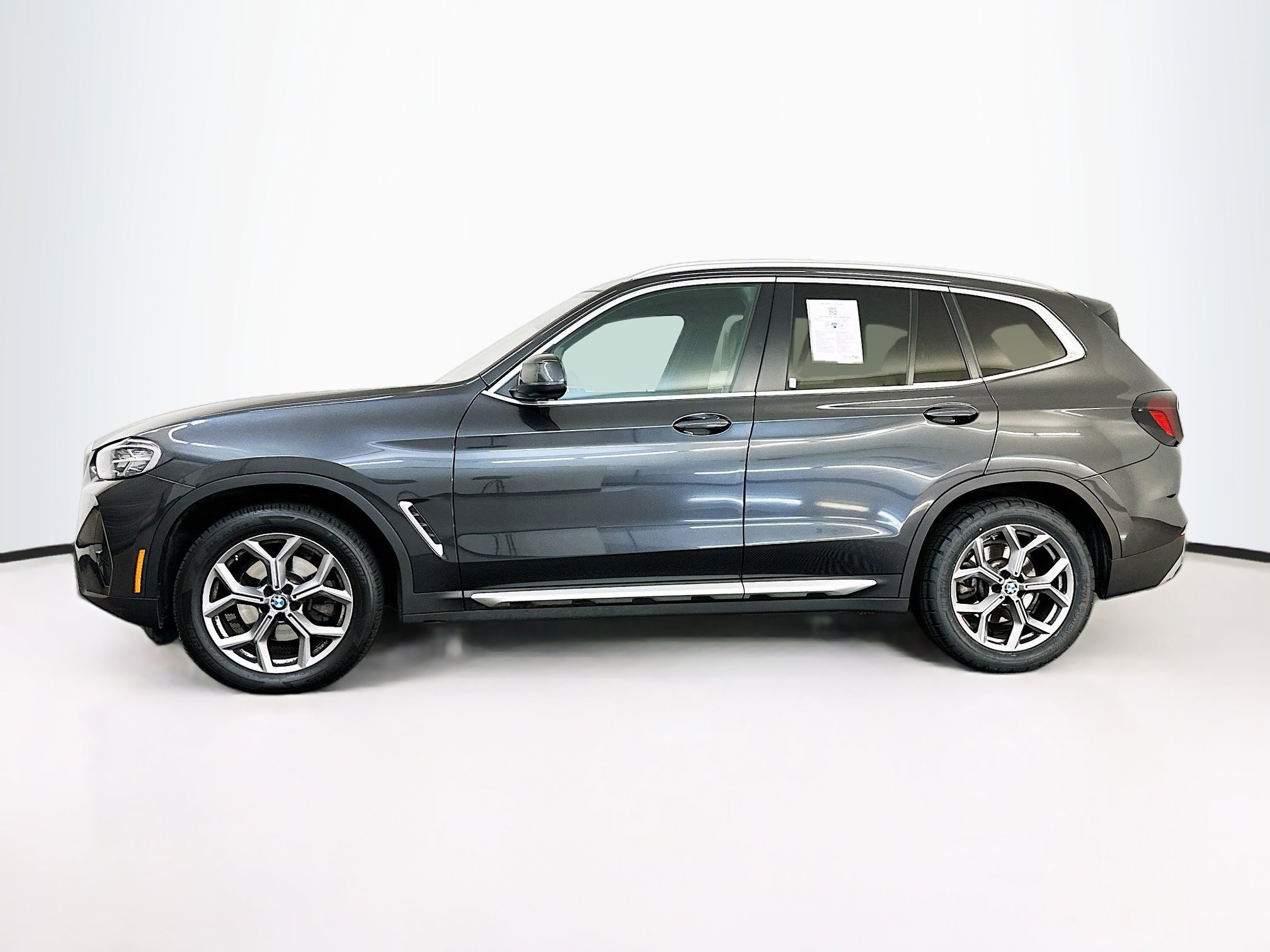 Used 2024 BMW X3 xDrive30i image 4