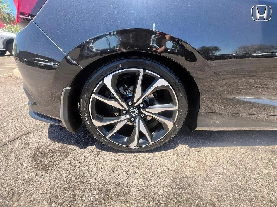 Used 2018 Honda Civic Si image 17