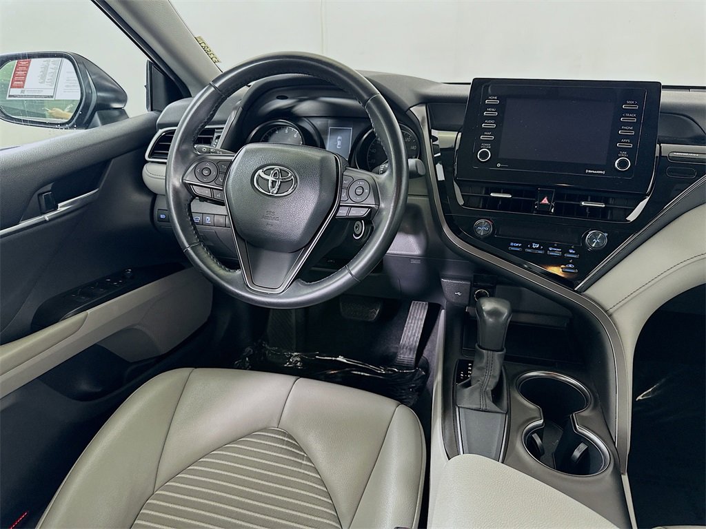 Used 2021 Toyota Camry SE image 17
