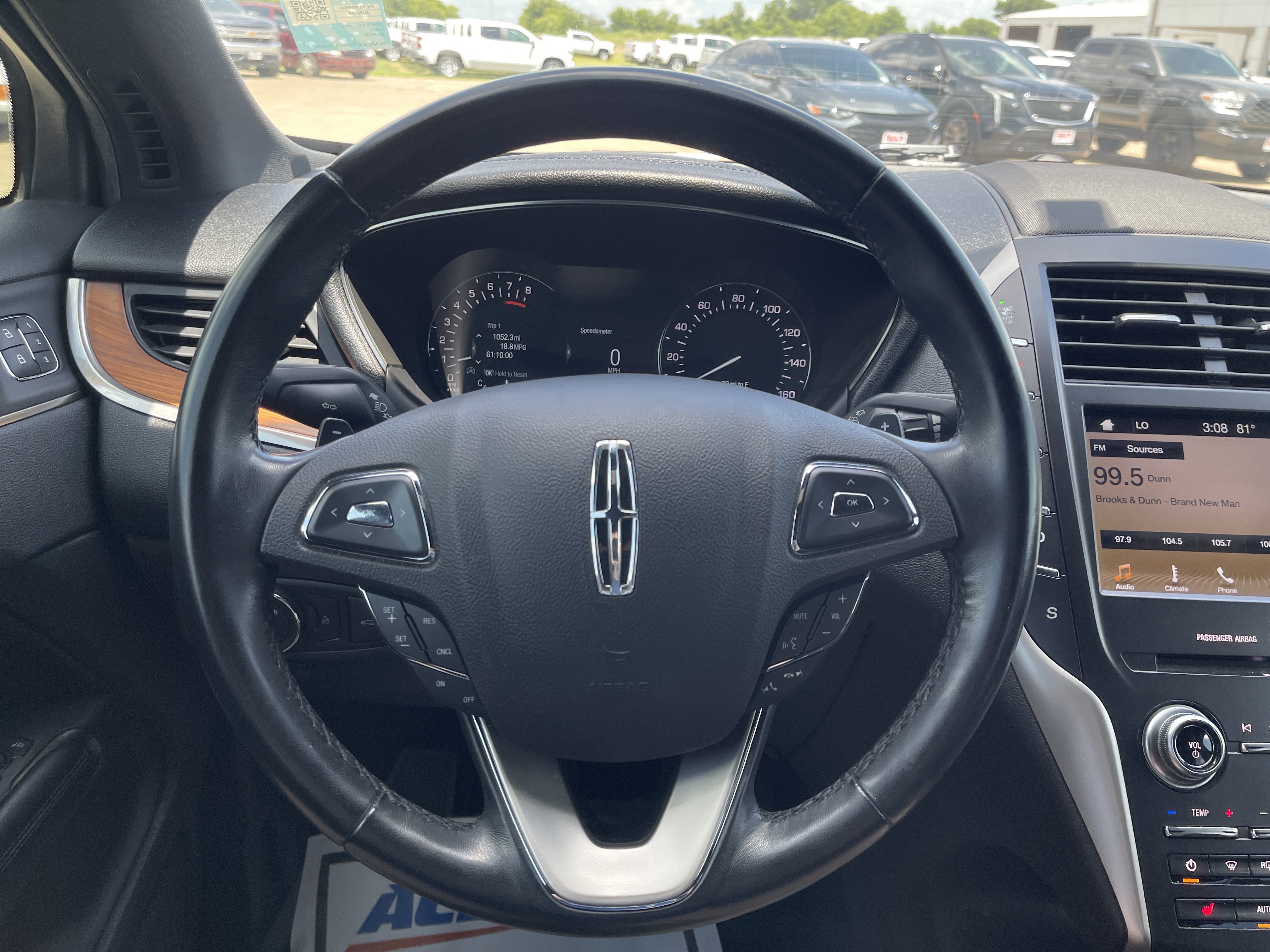 Used 2019 Lincoln MKC Select w/ Select Plus Package FWD image 17