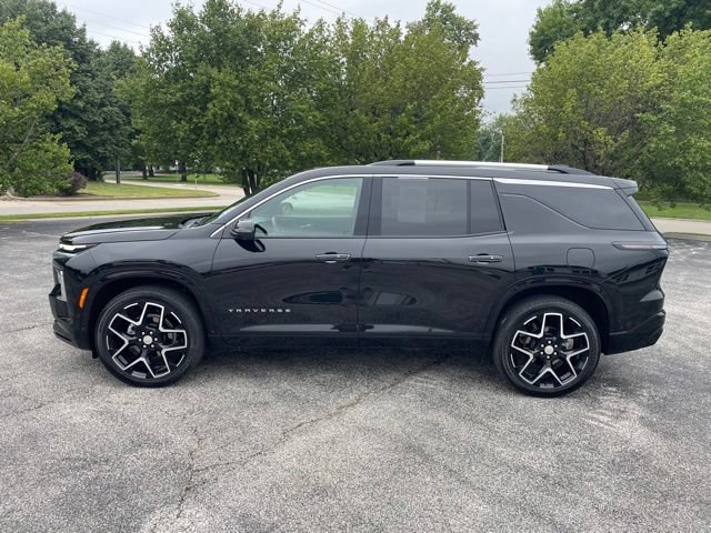 Used 2026 Chevrolet Traverse High Country w/ LPO, Floor Liner Package AWD/4WD image 8