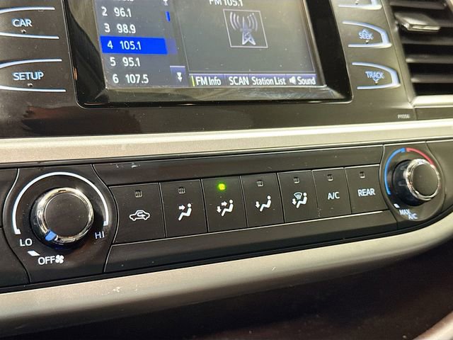 Used 2018 Toyota Highlander LE image 13