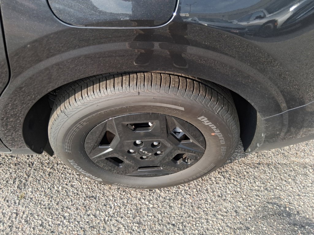 Certified 2026 Kia Carnival FWD image 10