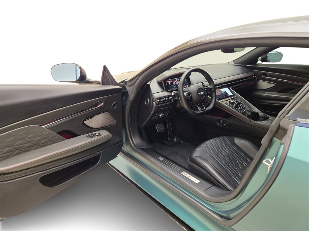 Used 2024 Aston Martin DB12 Coupe image 12