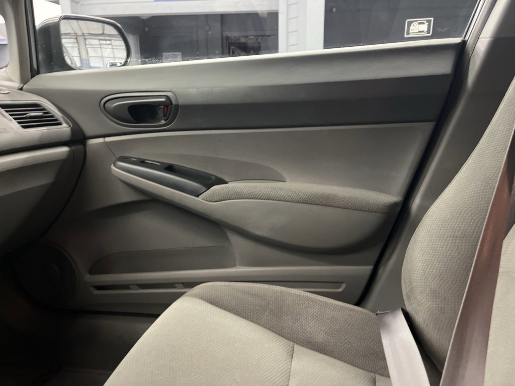 Used 2011 Honda Civic DX-VP image 14