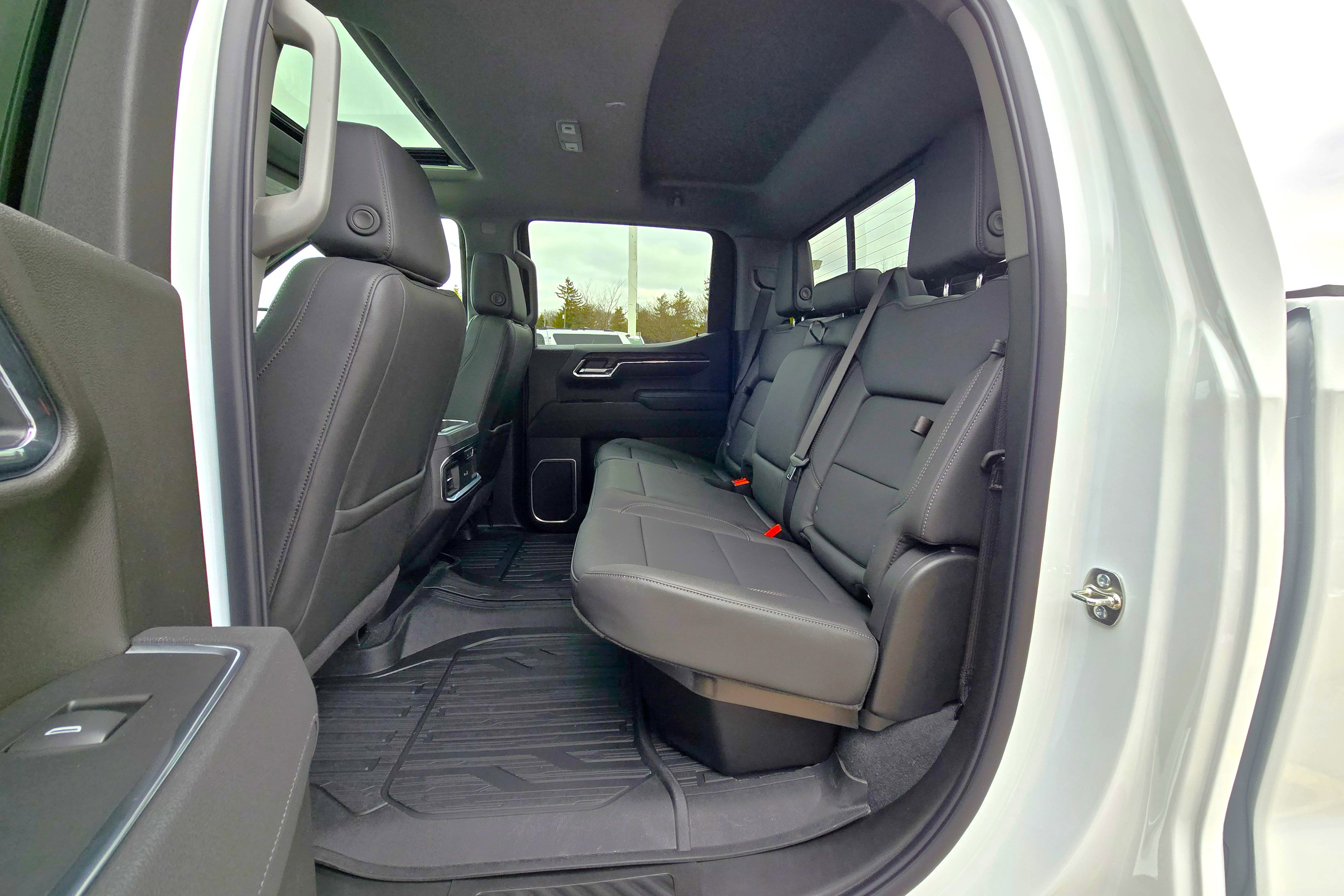 New 2026 GMC Sierra 1500 SLT w/ SLT Premium Plus Package image 15