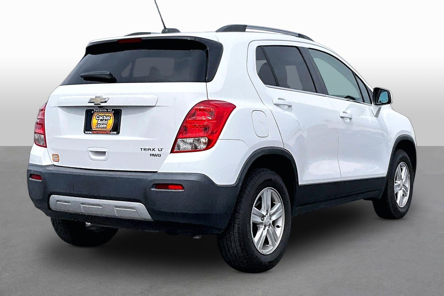 Used 2016 Chevrolet Trax LT AWD/4WD image 2