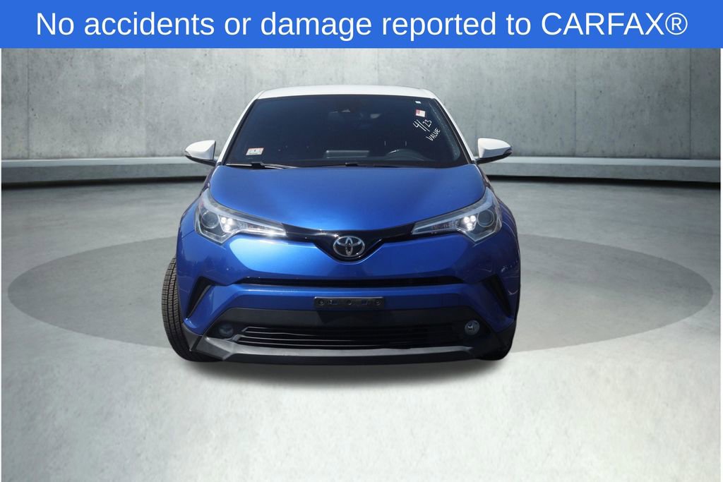 Used 2018 Toyota C-HR XLE FWD image 2