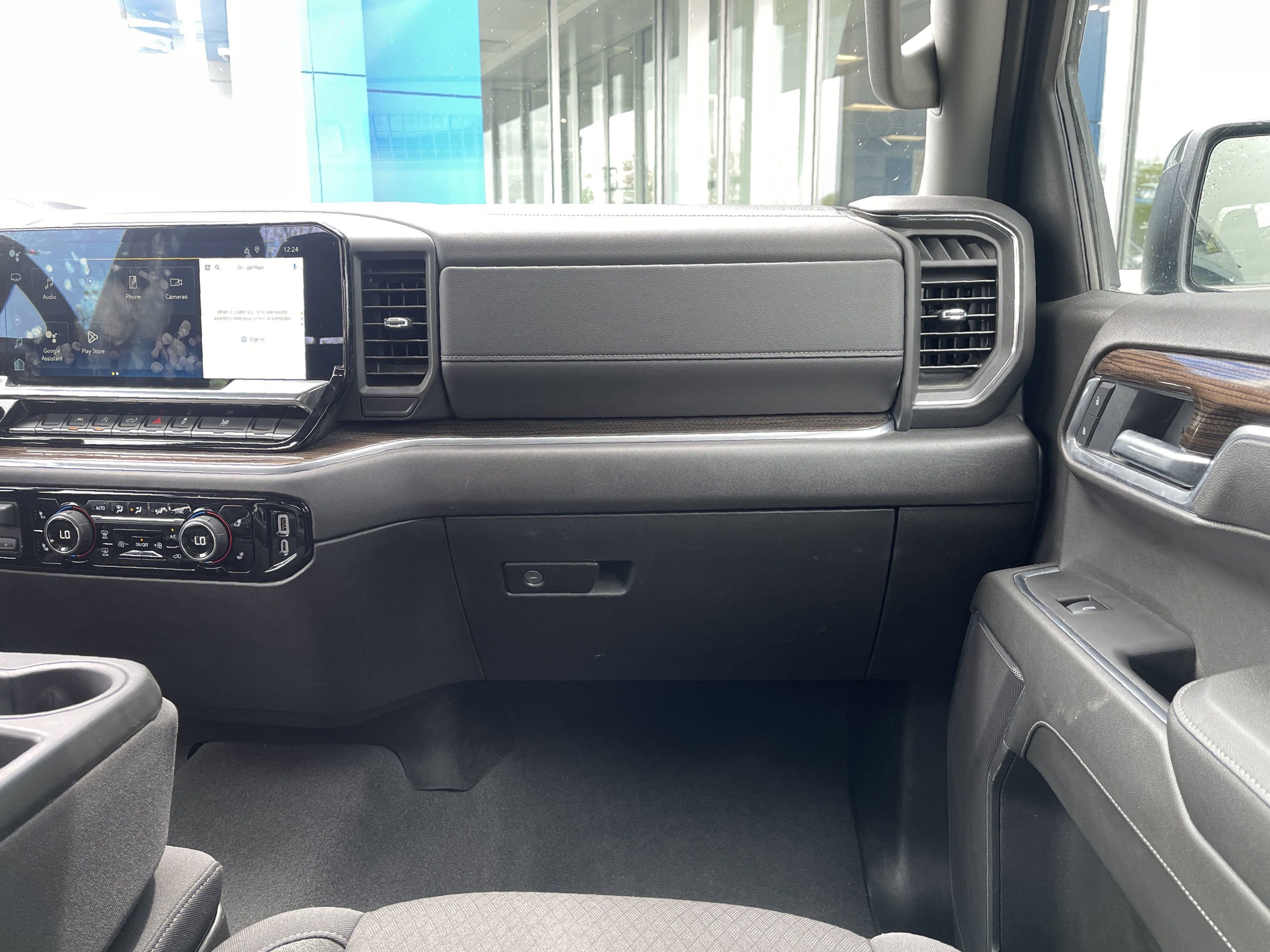 Used 2025 Chevrolet Silverado 1500 LT image 34