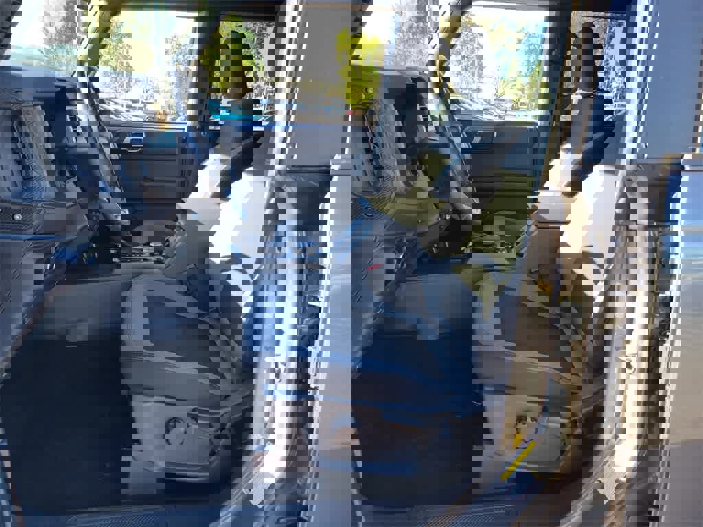 Used 2025 Ford Bronco Big Bend image 12