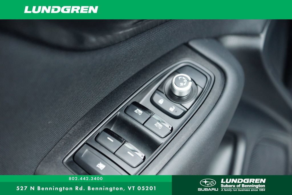 Used 2024 Subaru Outback Premium AWD/4WD image 12