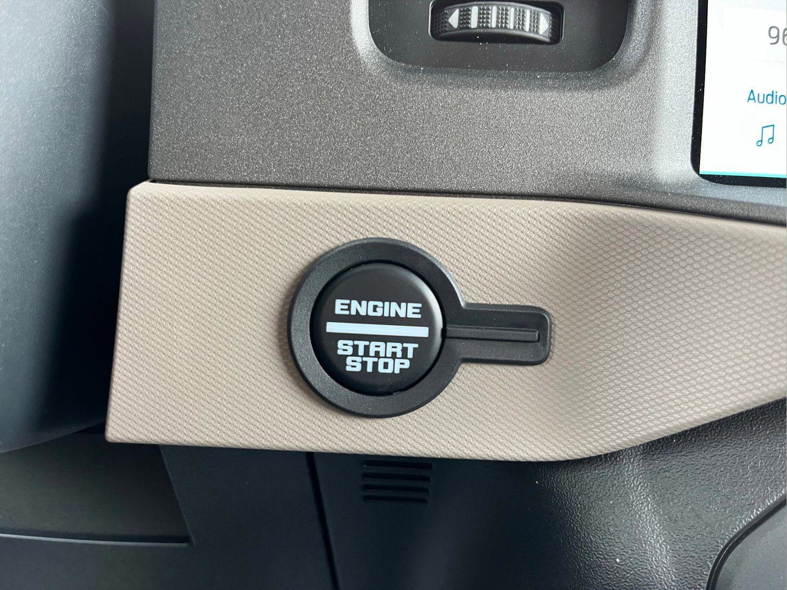 Used 2024 Ford Bronco Wildtrak image 17