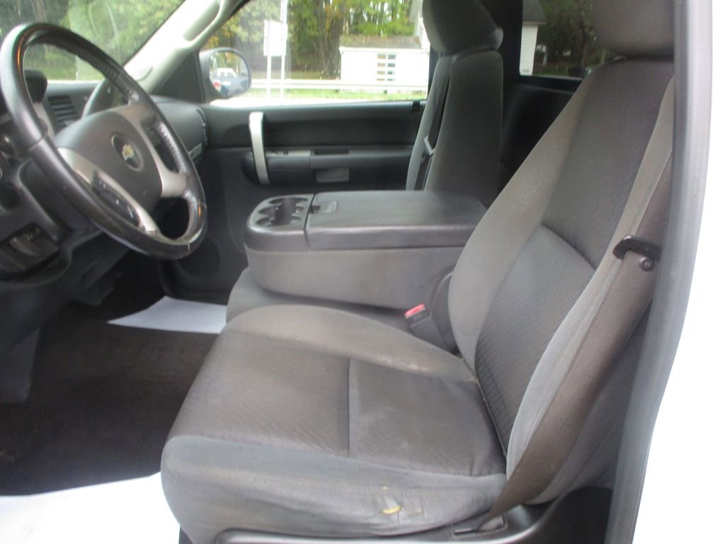 Used 2009 Chevrolet Silverado 1500 LT image 11