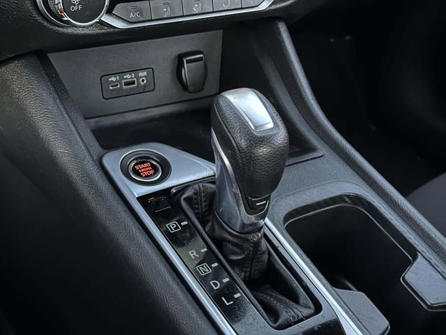 Used 2023 Nissan Sentra SV image 18