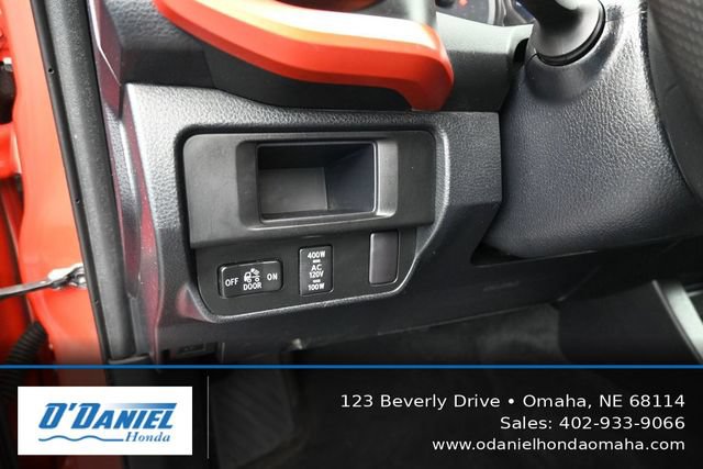 Used 2016 Toyota Tacoma TRD Off-Road AWD/4WD image 27
