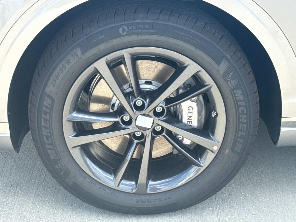 New 2027 Genesis GV70 2.5T Select AWD/4WD image 5
