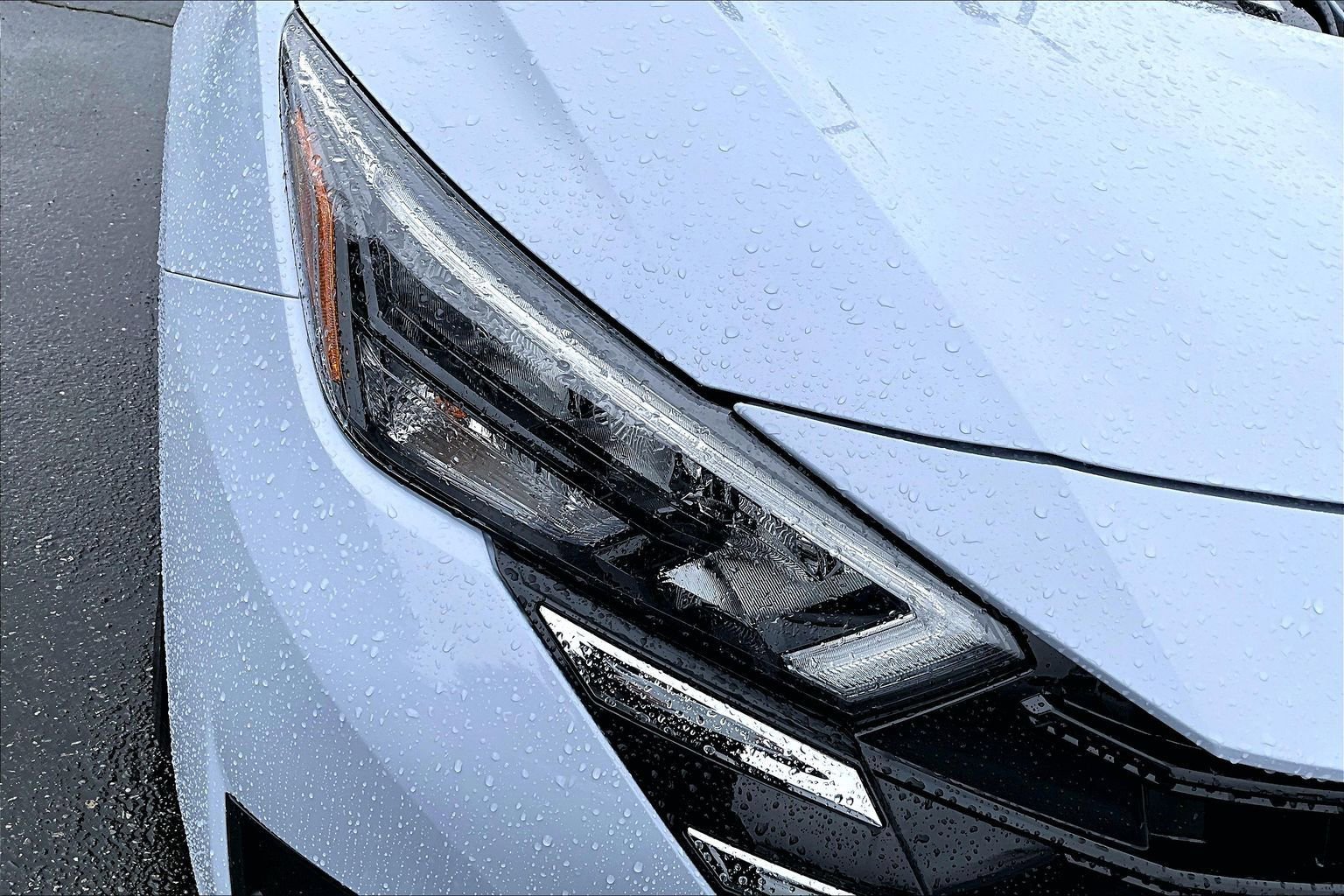 Used 2025 Nissan Versa SV w/ Trunk Package image 18