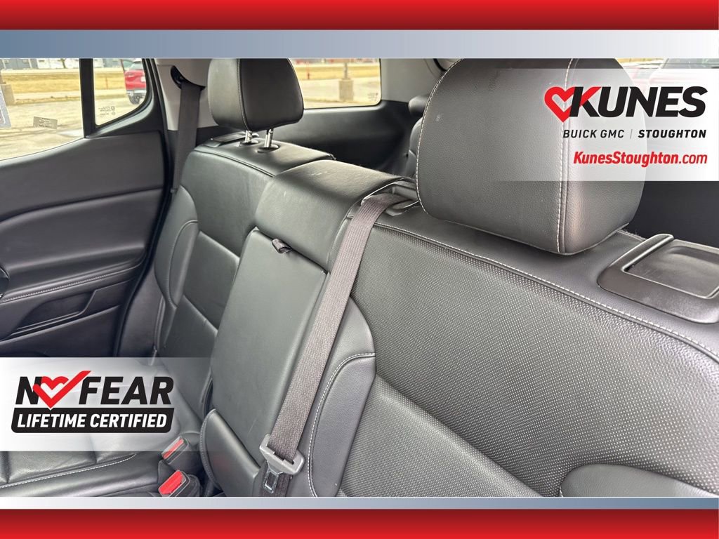 Used 2023 GMC Acadia SLT image 40