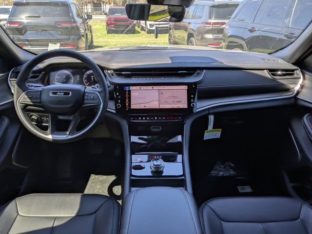 New 2026 Jeep Grand Cherokee Limited image 16