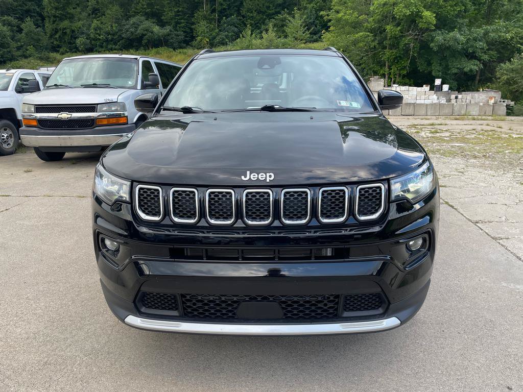Used 2023 Jeep Compass Limited AWD/4WD image 9