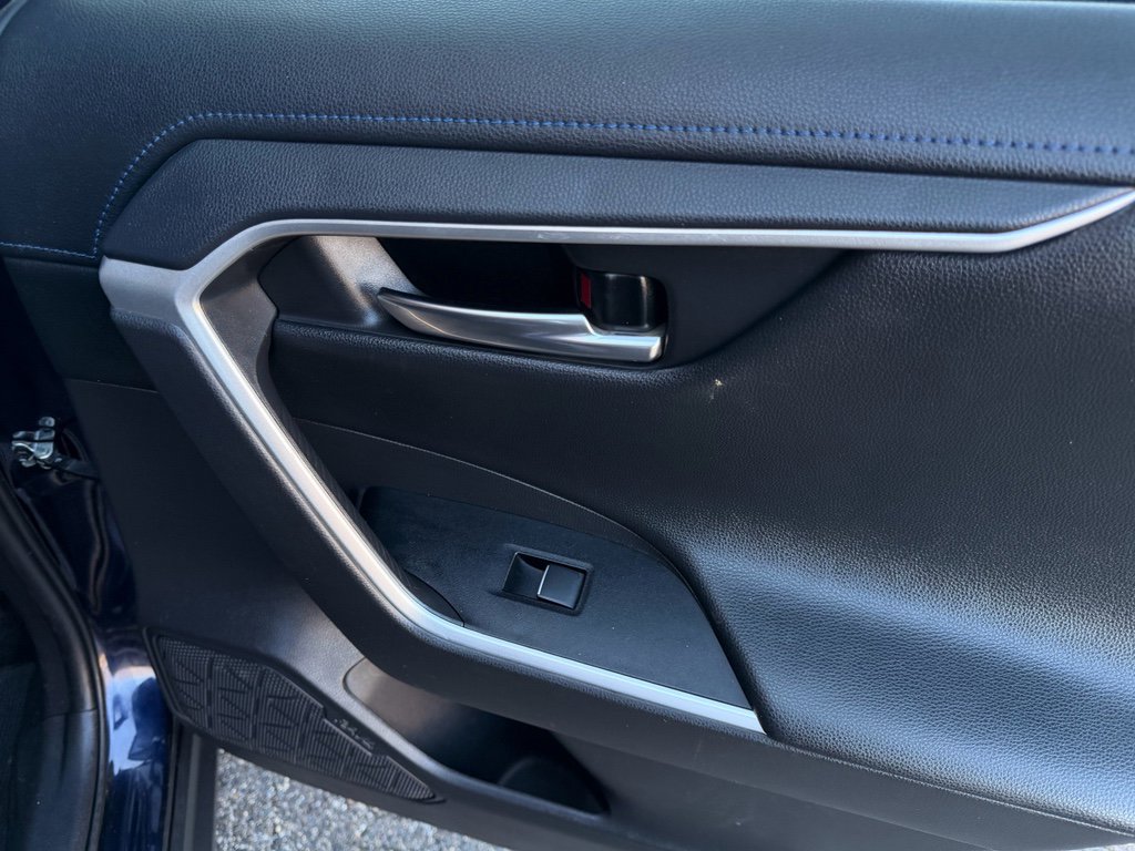 Used 2021 Toyota RAV4 XSE w/ XSE Grade Weather Package image 21