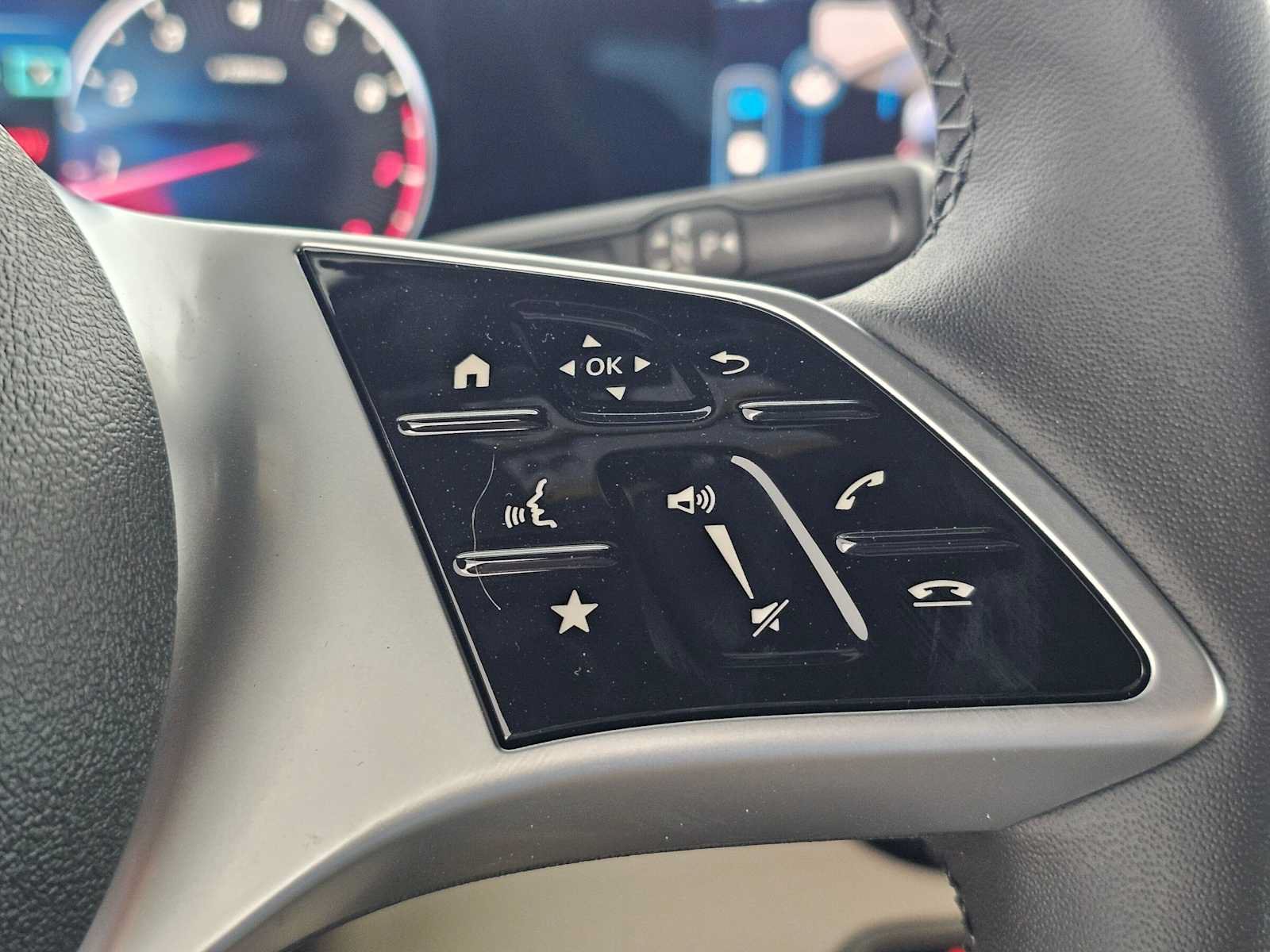 New 2026 Mercedes-Benz GLB 250 image 28