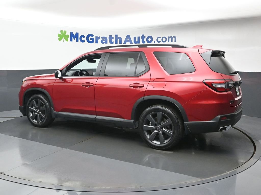 Used 2024 Honda Pilot Sport image 22