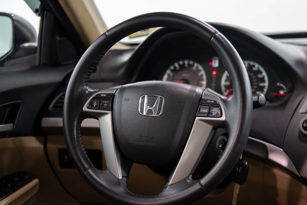 Used 2011 Honda Accord SE image 21