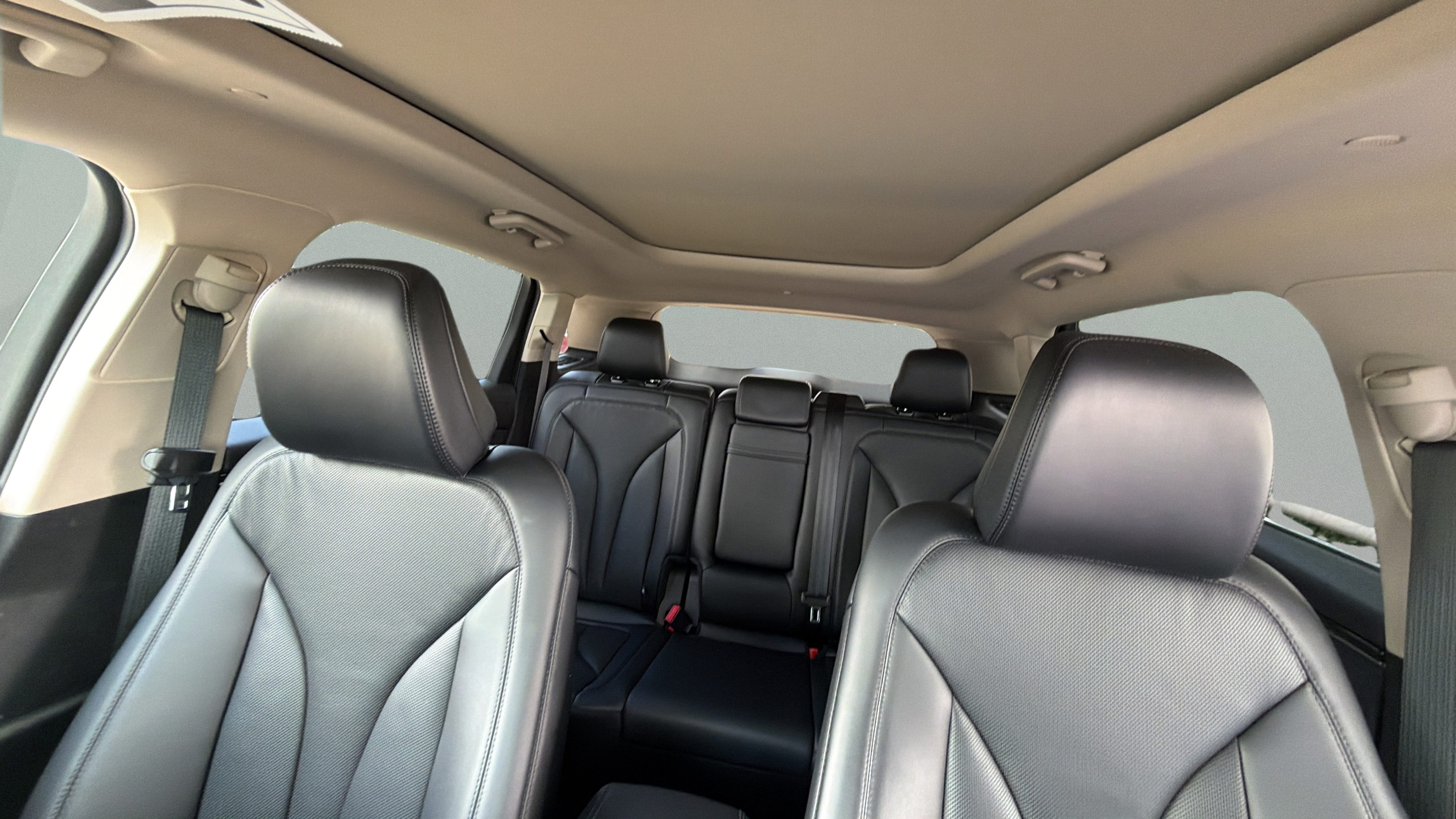 Used 2023 Lincoln Nautilus Reserve AWD/4WD image 25