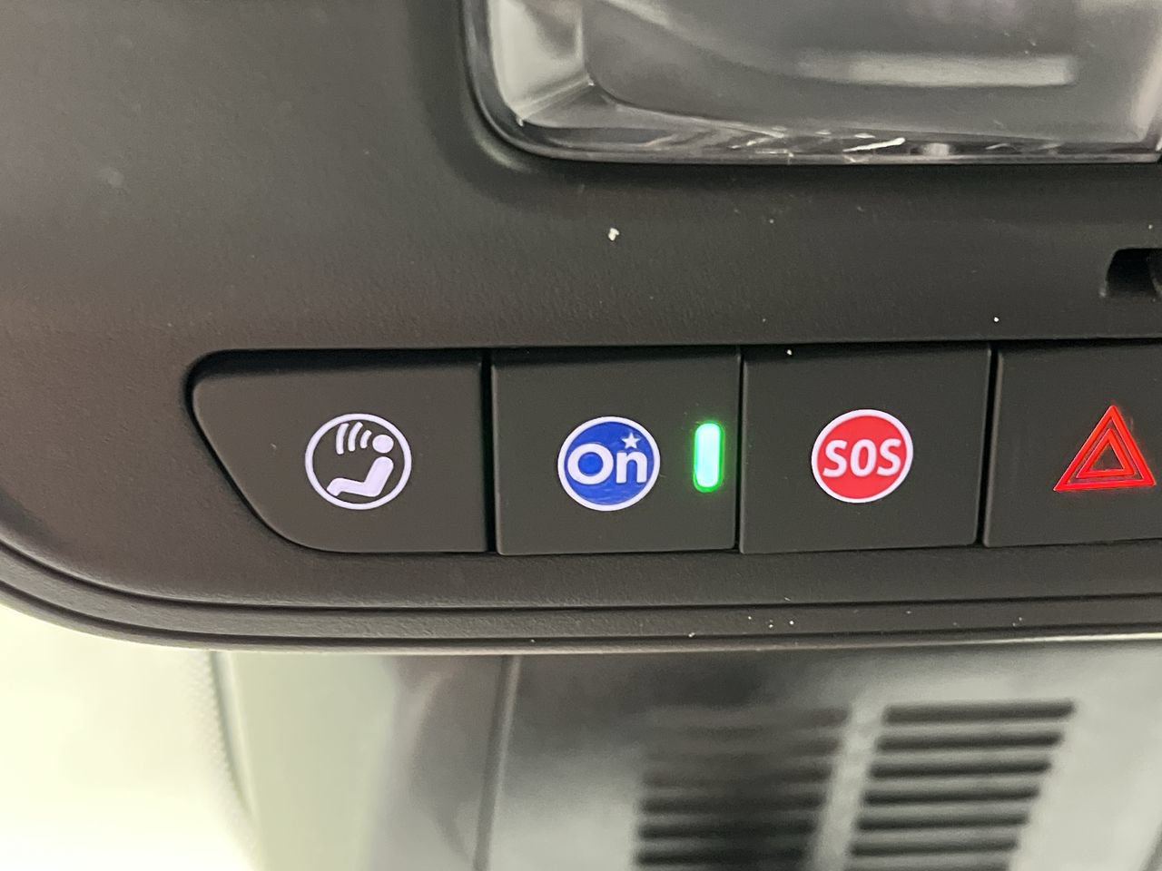 Certified 2025 GMC Terrain Elevation AWD/4WD image 24