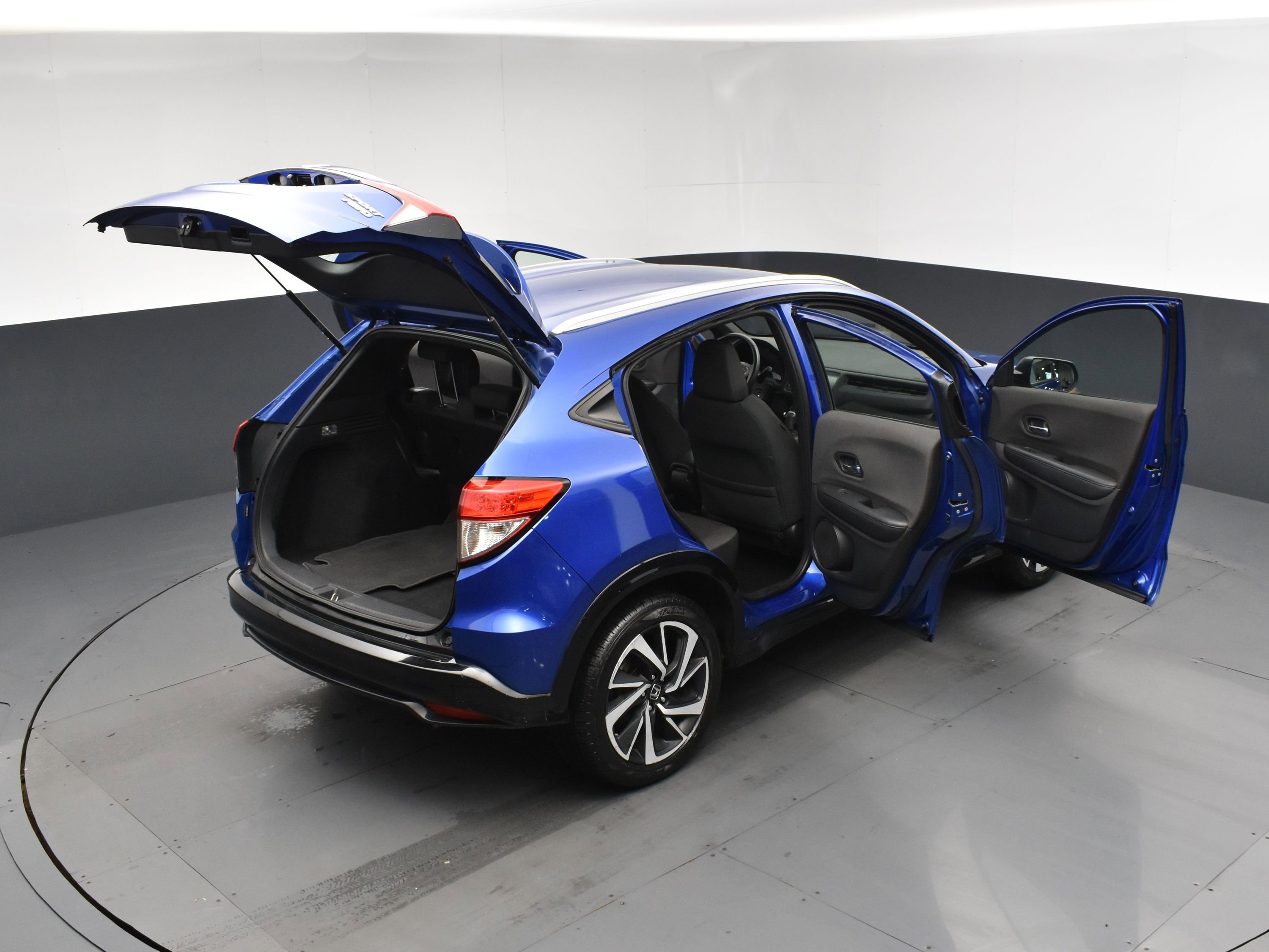 Used 2019 Honda HR-V Sport image 25