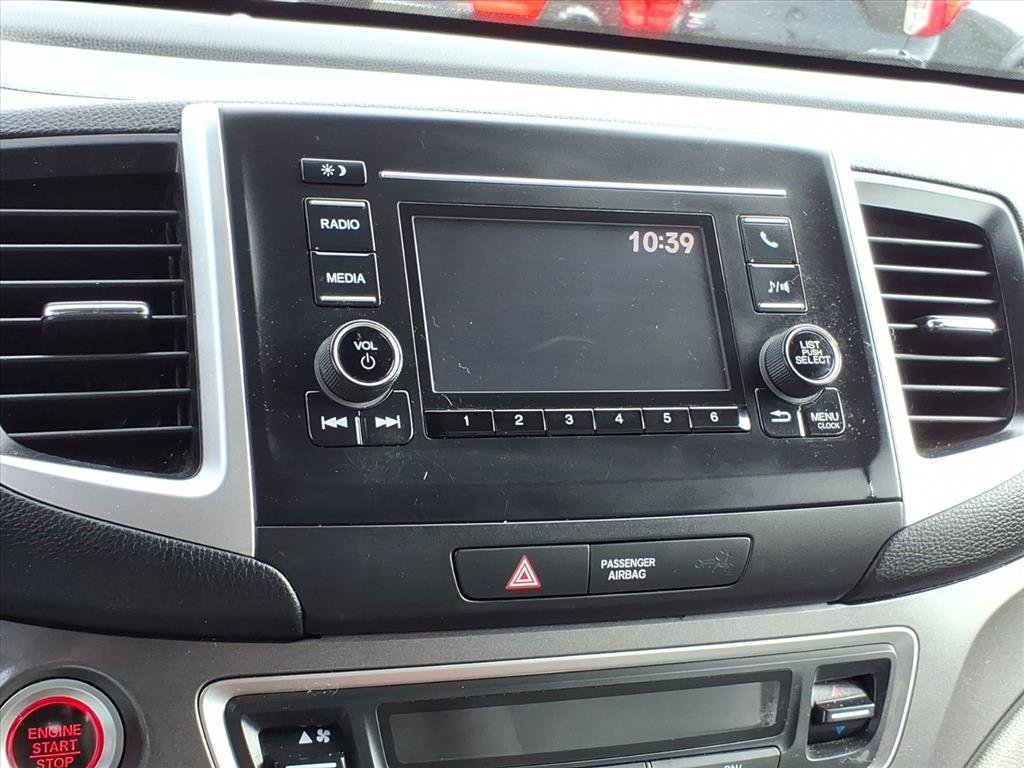 Used 2020 Honda Pilot LX image 19