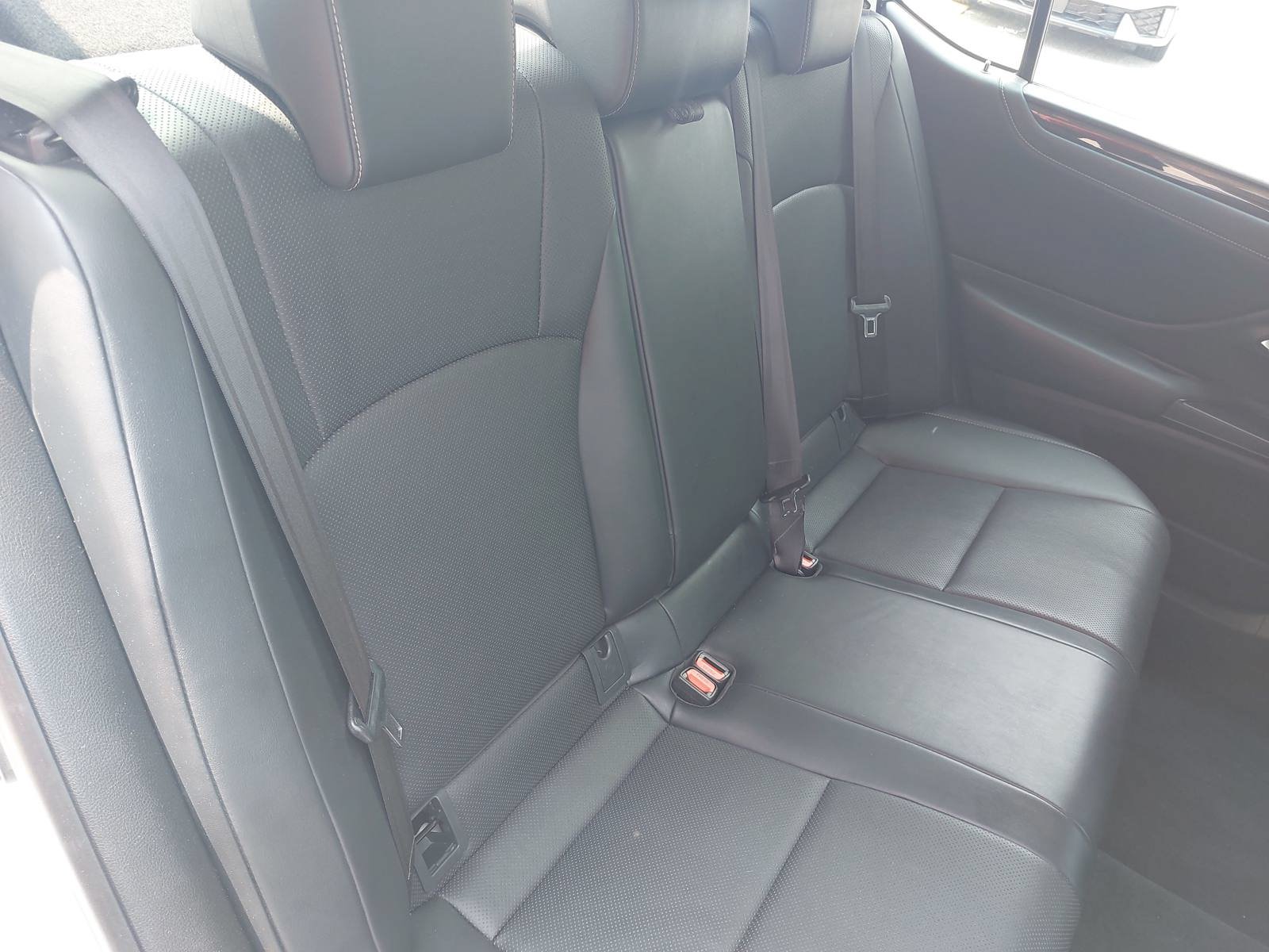 Used 2019 Lexus ES 300h w/ Premium Package FWD image 11