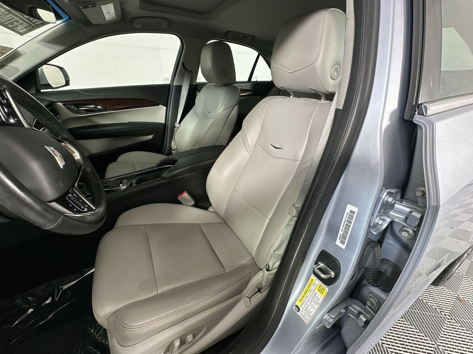 Used 2017 Cadillac ATS Luxury RWD image 11