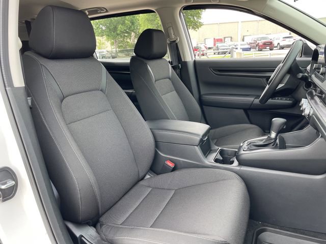 Used 2025 Honda CR-V EX image 27