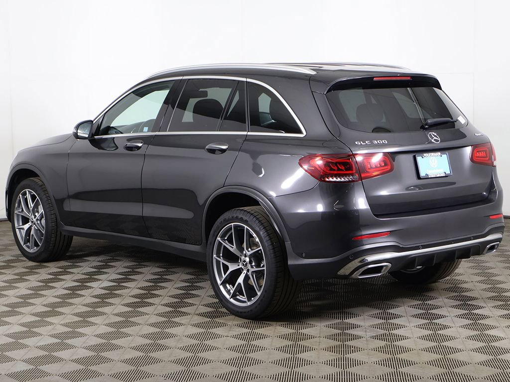 Used 2022 Mercedes-Benz GLC 300 4MATIC w/ AMG Line image 8