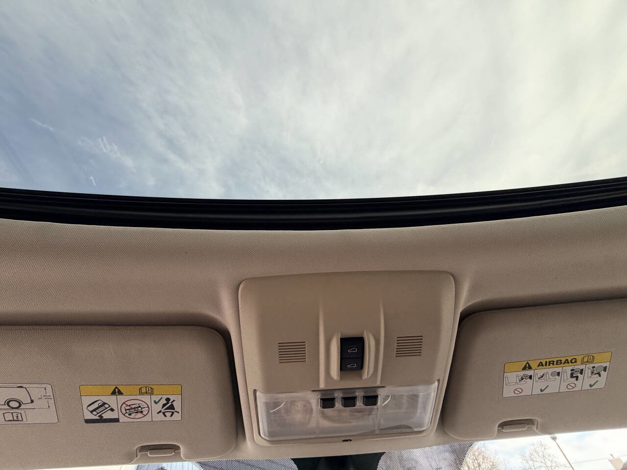 Used 2013 Land Rover LR4 HSE image 13