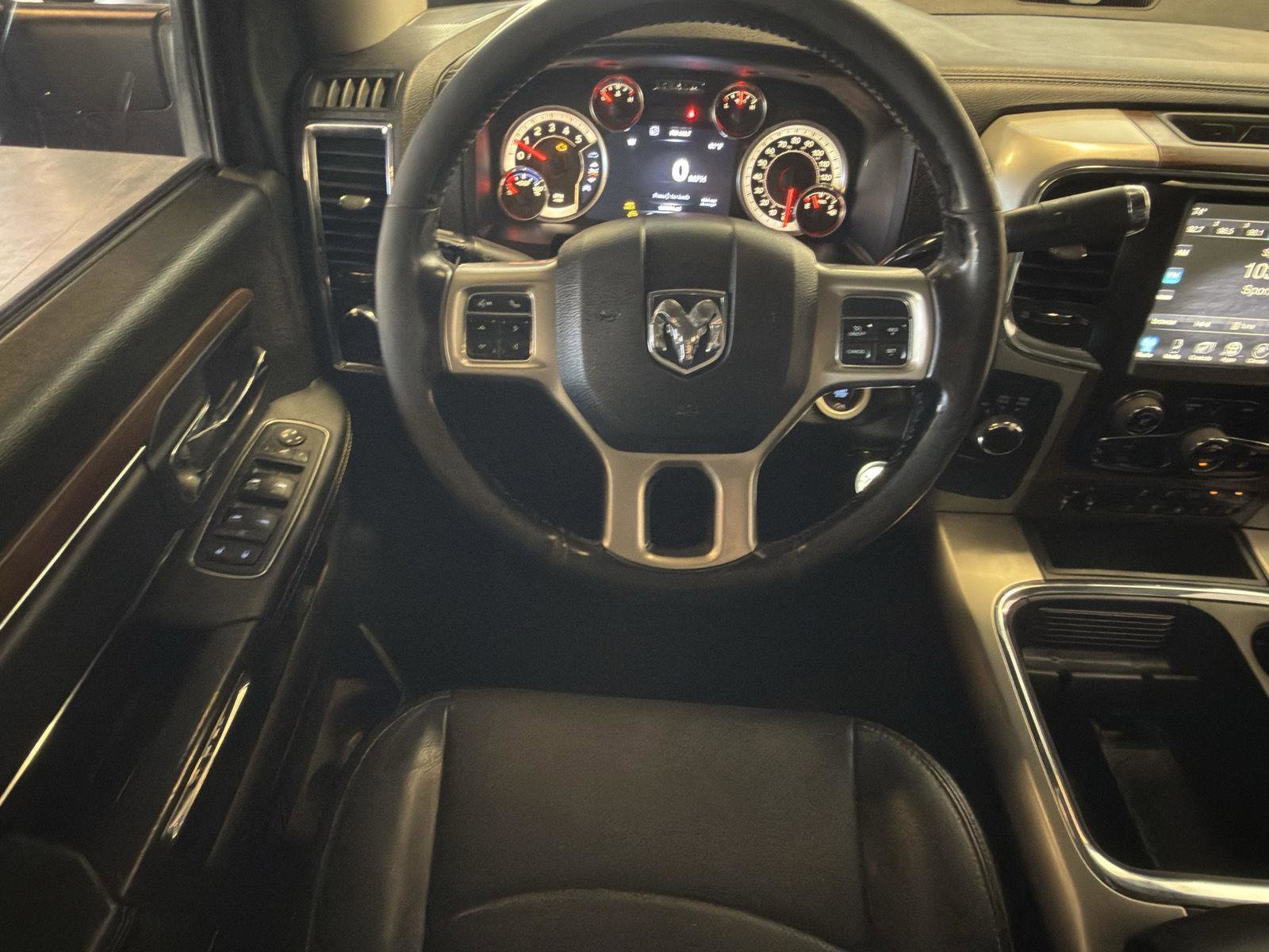 Used 2017 RAM 3500 Laramie w/ Convenience Group image 13