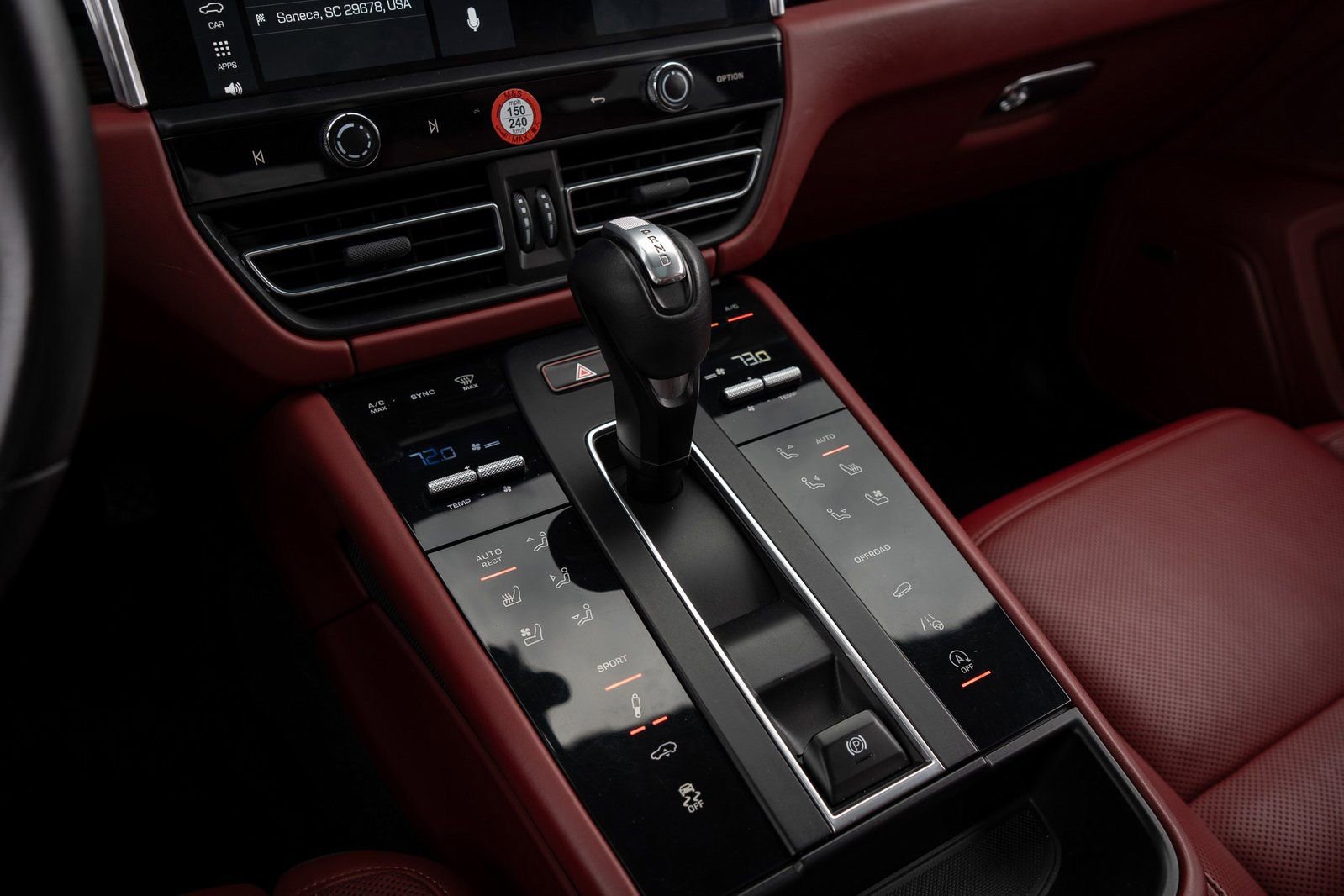 Used 2022 Porsche Macan S w/ Premium Package Plus image 49