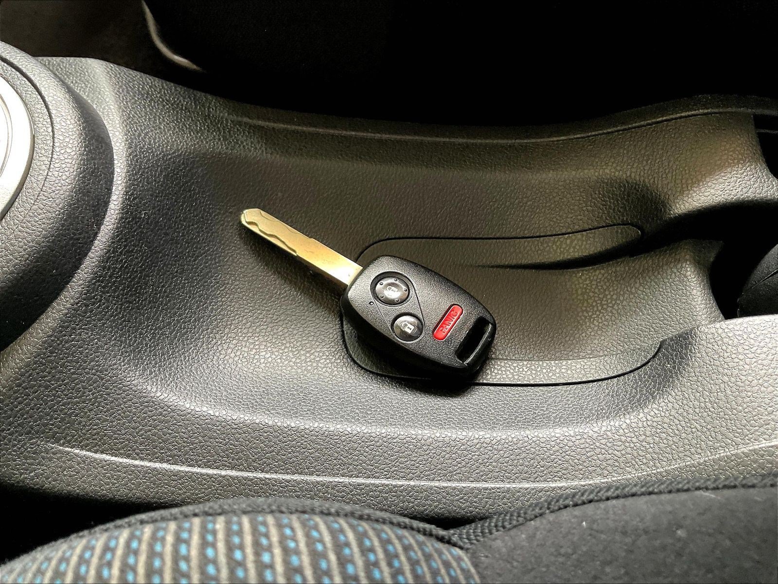 Used 2009 Honda Fit Sport image 30