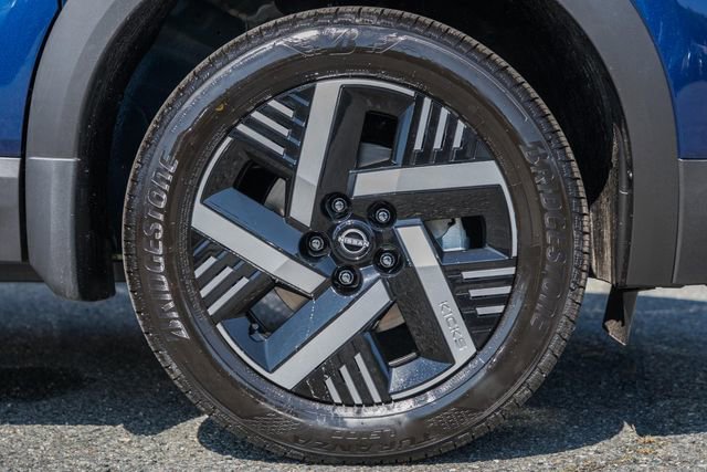 New 2026 Nissan Kicks SV image 15