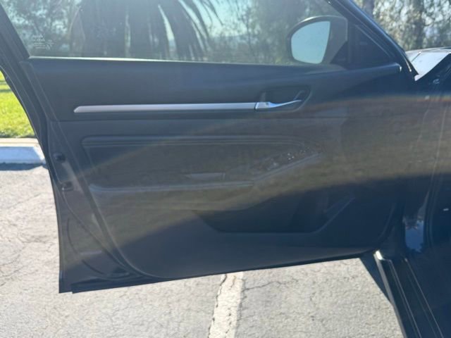 Used 2019 Nissan Altima 2.5 SV image 8