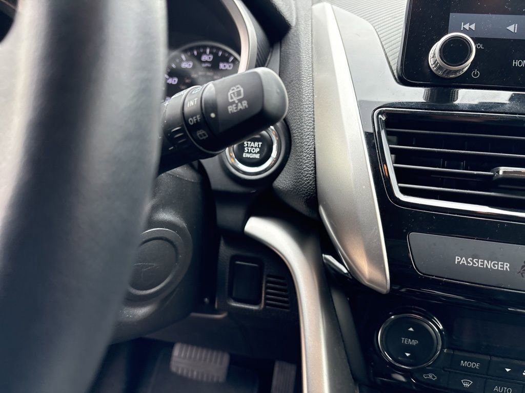 Used 2025 Mitsubishi Eclipse Cross SE image 16