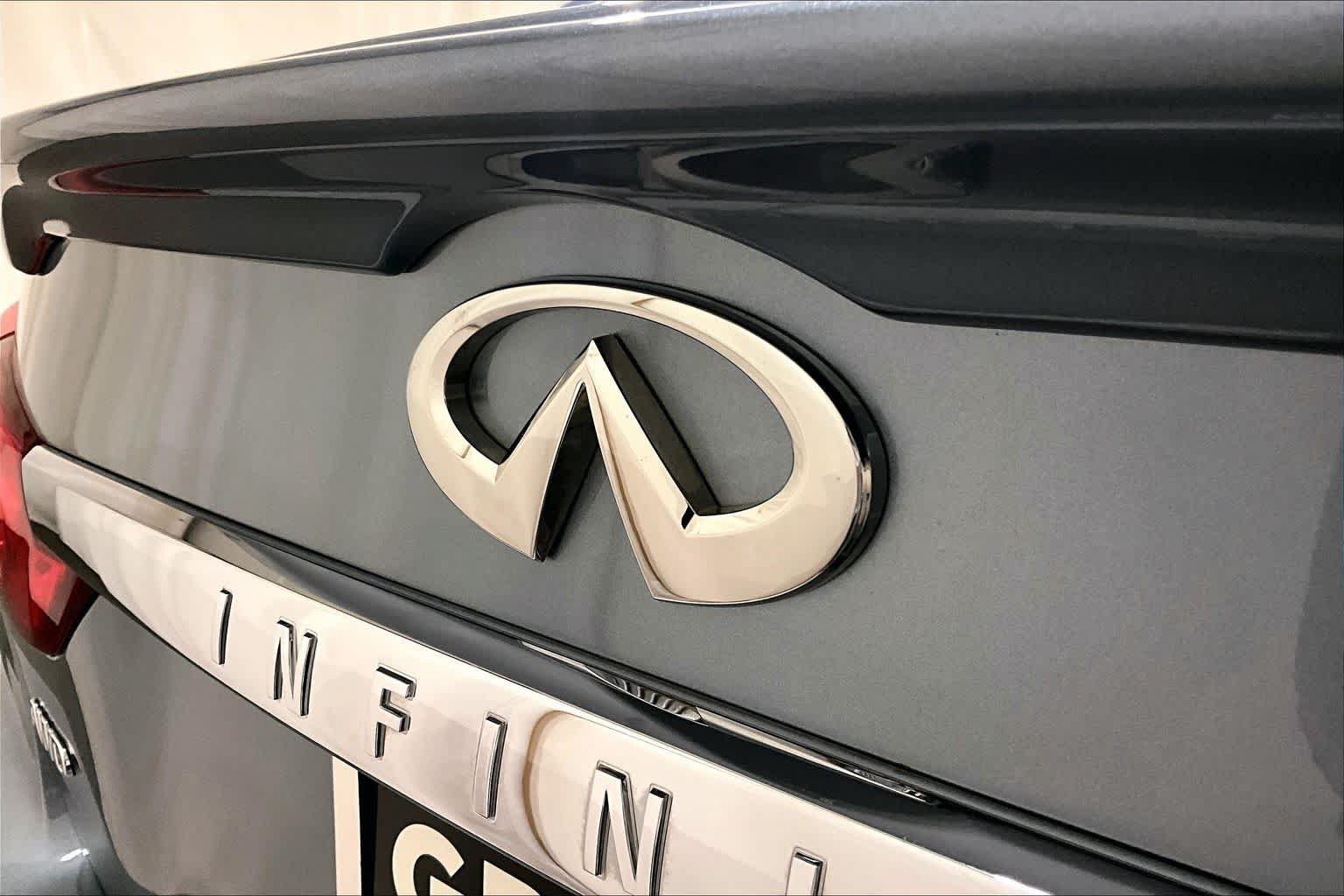 Used 2017 INFINITI Q50 Sport AWD/4WD image 32